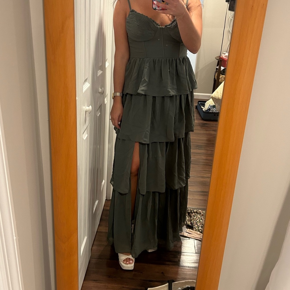 Elegant Gray Tiered Evening Gown